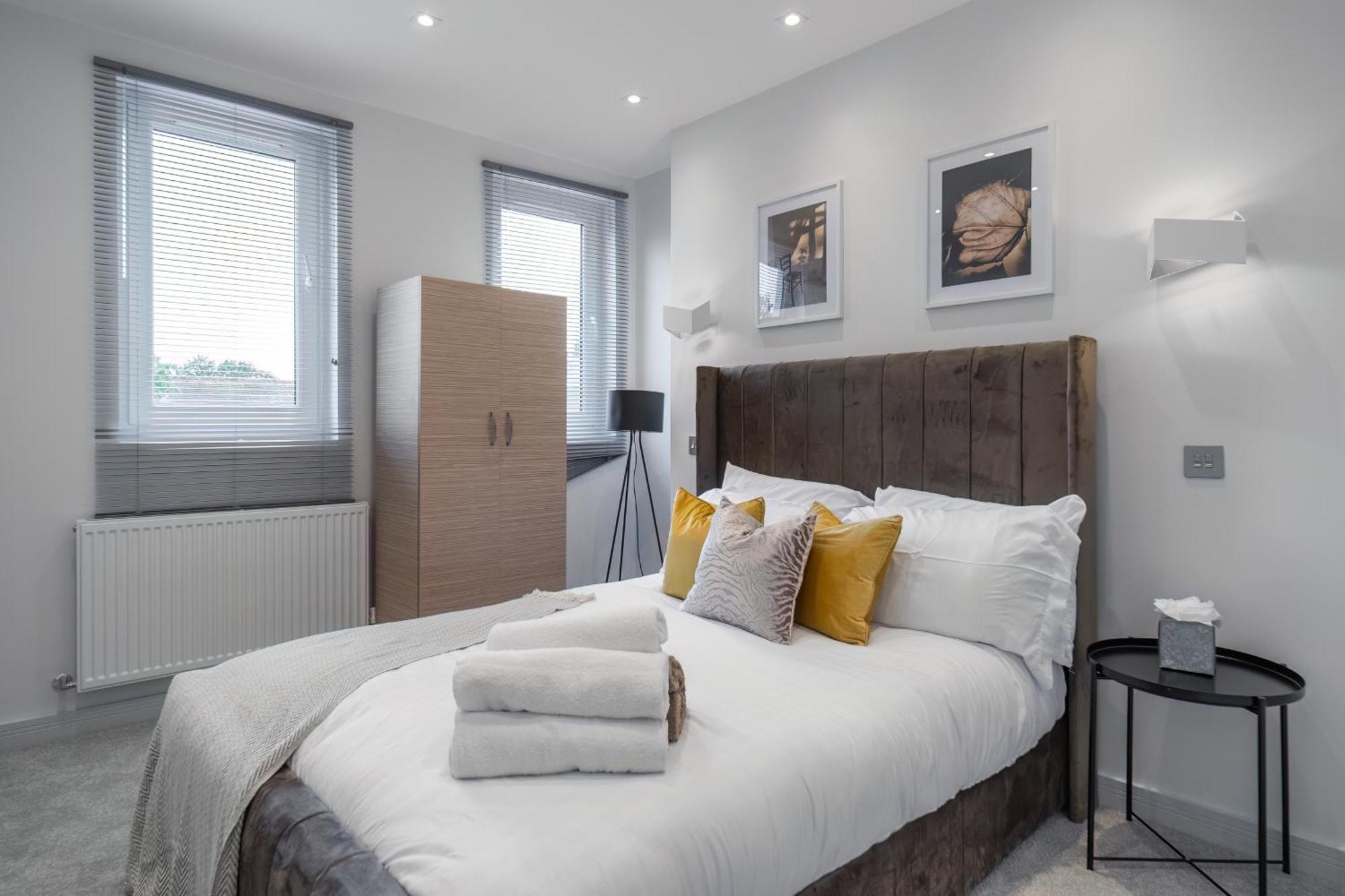 Modern & Stylish Apartments Didcot With Free Wifi Exterior photo