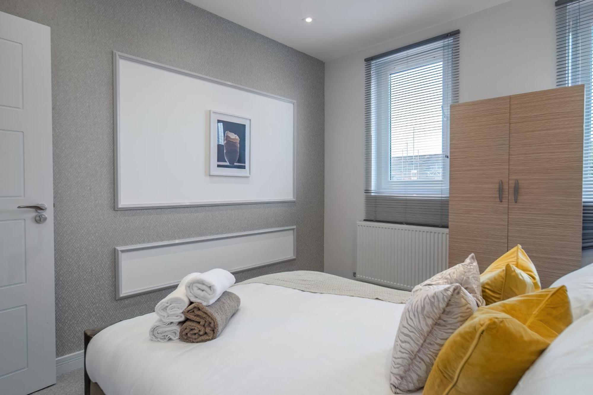 Modern & Stylish Apartments Didcot With Free Wifi Exterior photo