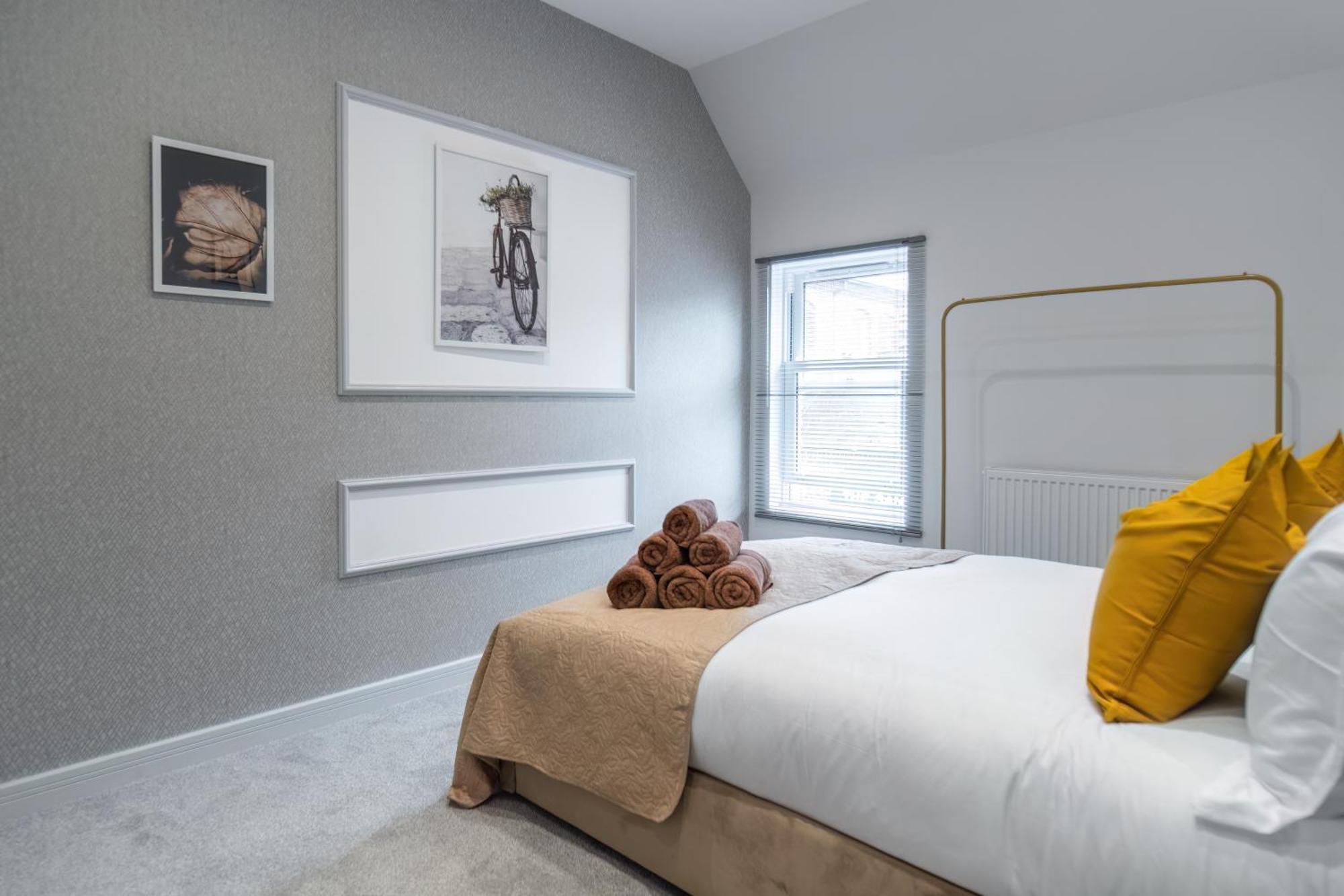 Modern & Stylish Apartments Didcot With Free Wifi Exterior photo