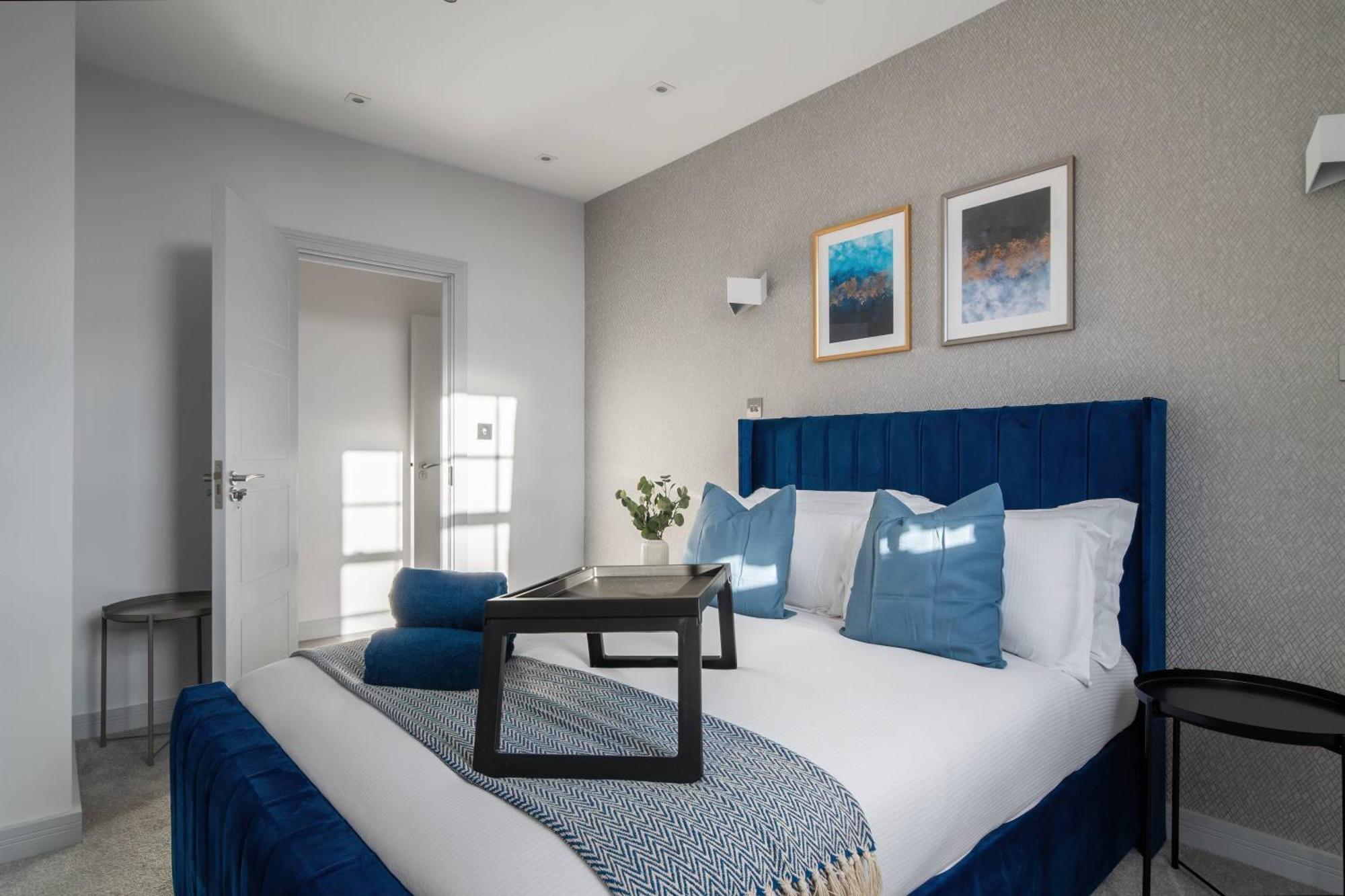 Modern & Stylish Apartments Didcot With Free Wifi Exterior photo