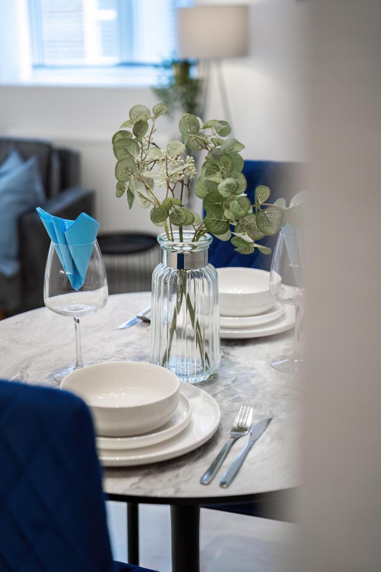 Modern & Stylish Apartments Didcot With Free Wifi Exterior photo